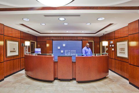 Holiday Inn Express & Suites Macon - I-475 By Ihg Exterior photo